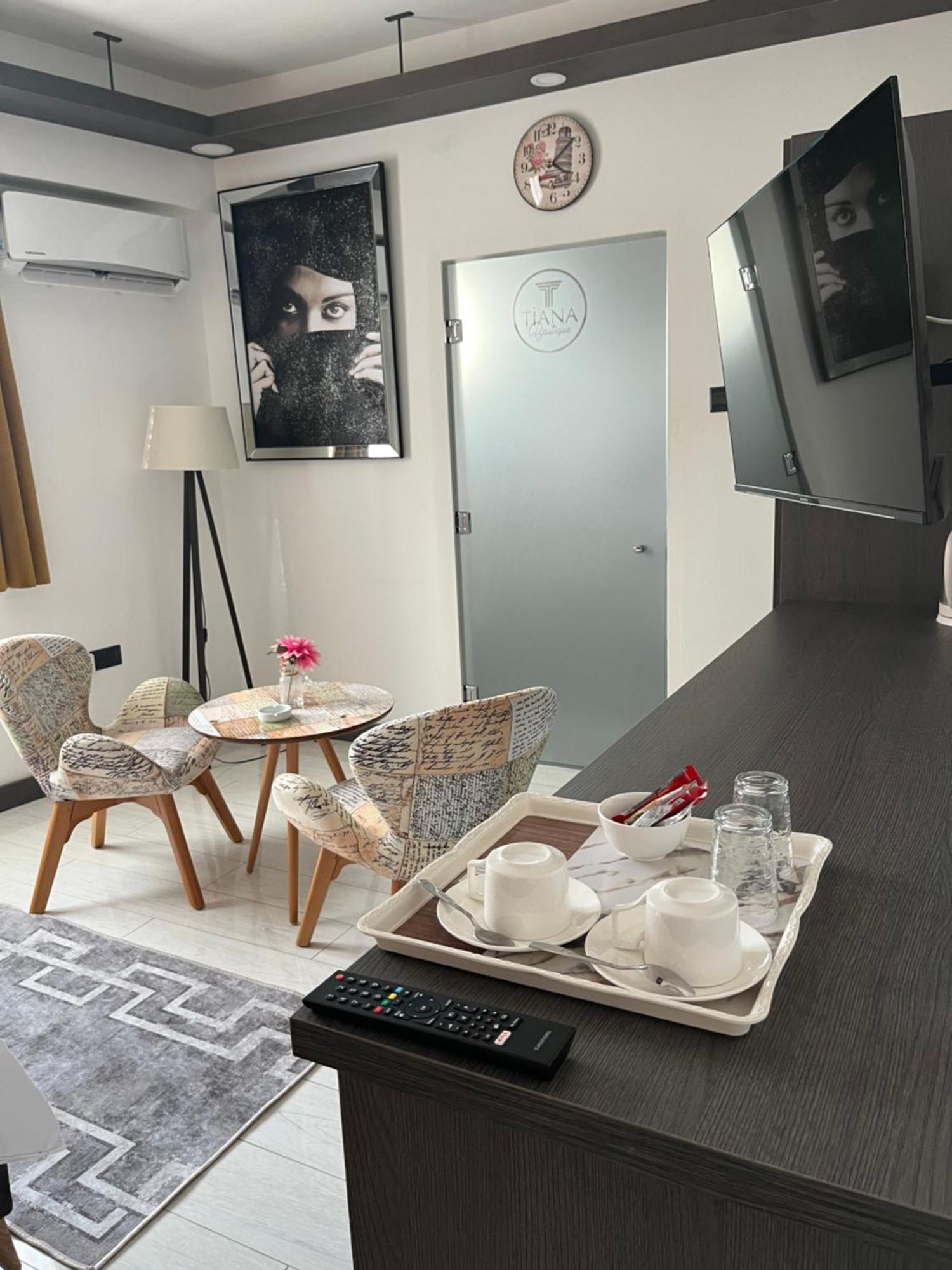 法马古斯塔Tiana Boutique公寓式酒店 外观 照片